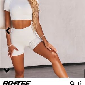 Bo + tee light grey seamless shorts! Oh polly